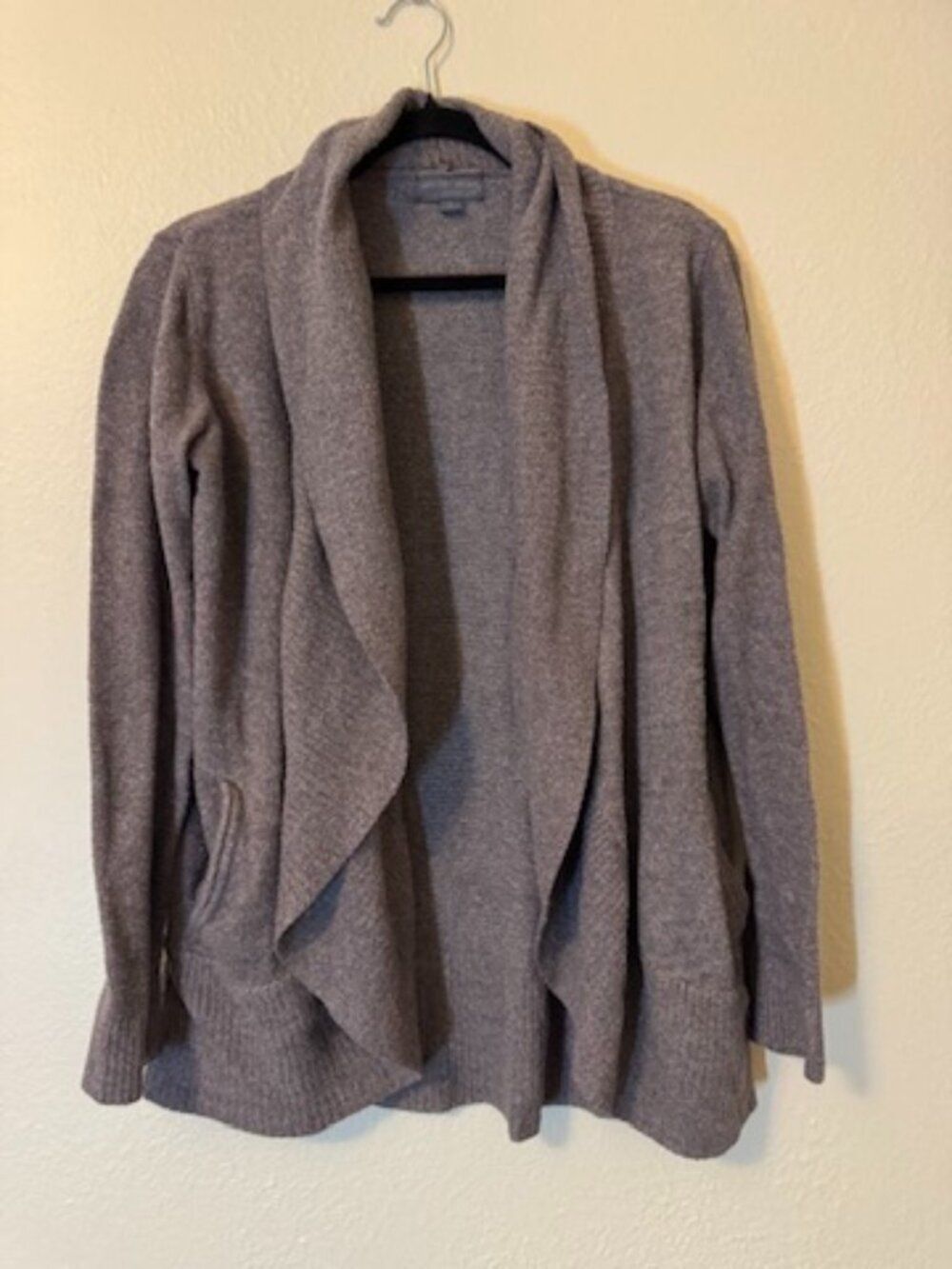 Barefoot Dreams Set of 2 Cozy Chic Lite Sweaters Size Medium Black and Grey